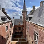 Kasteel Mheer D'hotes 住宿加早餐酒店 3*