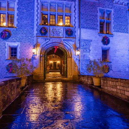Kasteel Mheer D'hotes 住宿加早餐酒店